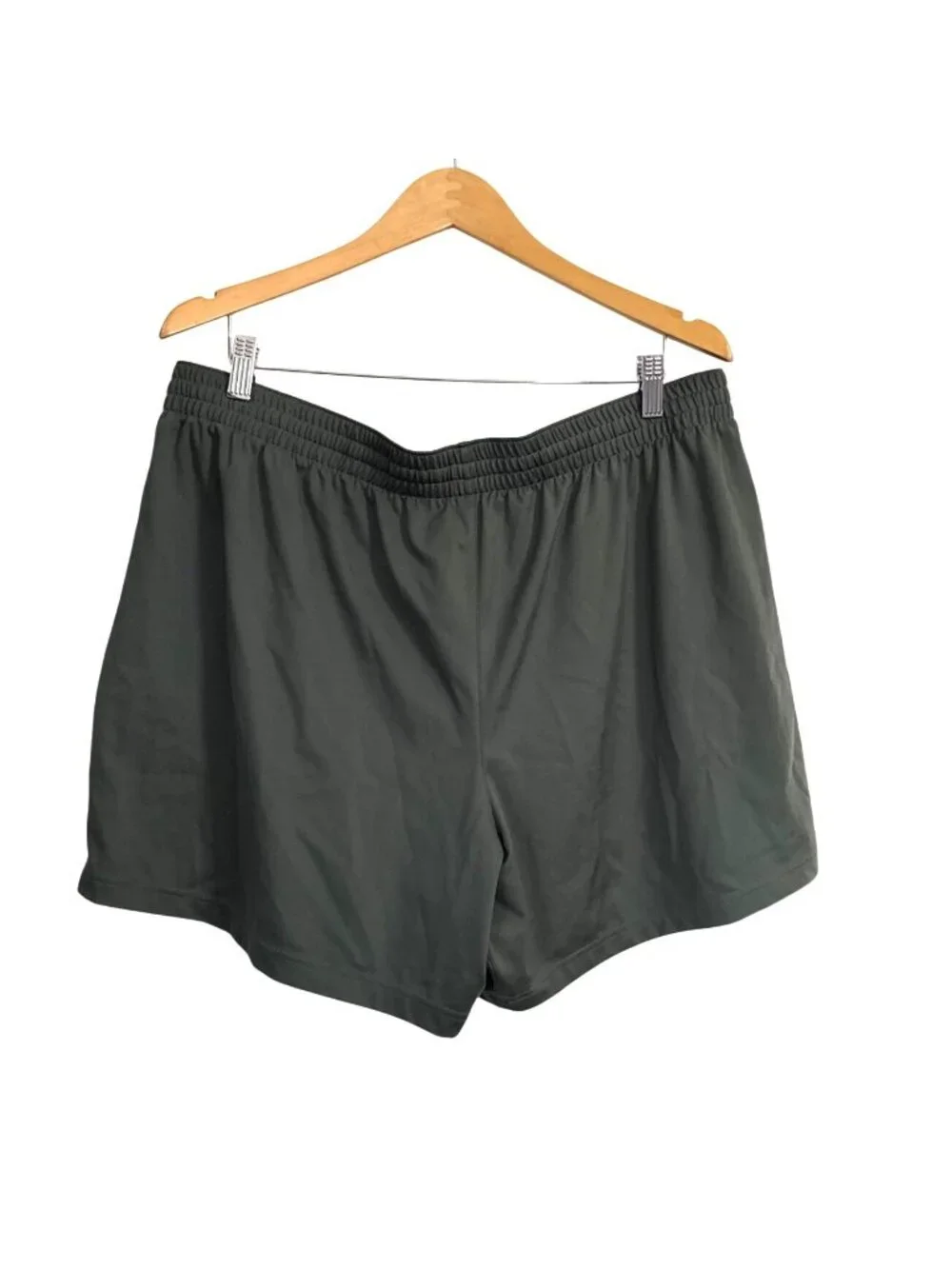 DSG Mens Olive Green Athletic Shorts XXL With Zipper Pockets & Elastic Waistband